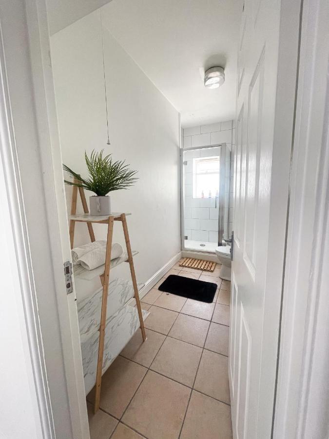 Brighton City Centre 2Br Apartment - Perfect For Contractors, Families & Groups - Free Parking & Walk To Beach Exterior foto